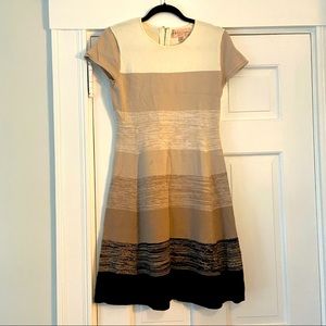 MUST GO: Sweater Mini-Dress